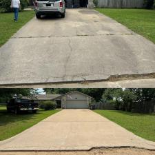 Sparkling-Tulsa-Driveways-Bravo-Pressure-Washings-Surface-Cleaner-Before-After-Photos 4